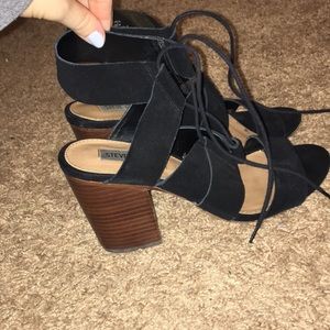 Black Steve Madden heels!